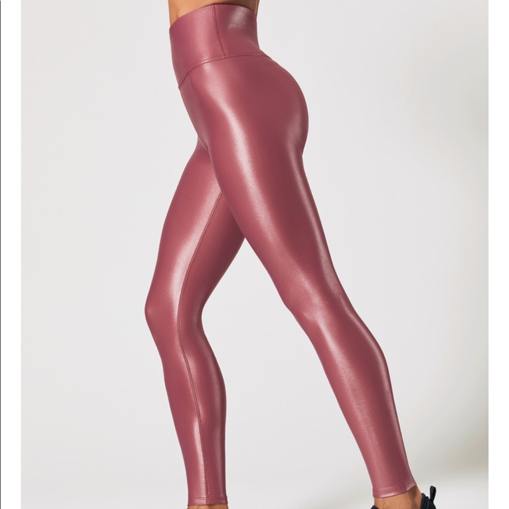 Carbon 38 high waisted Takara leggings